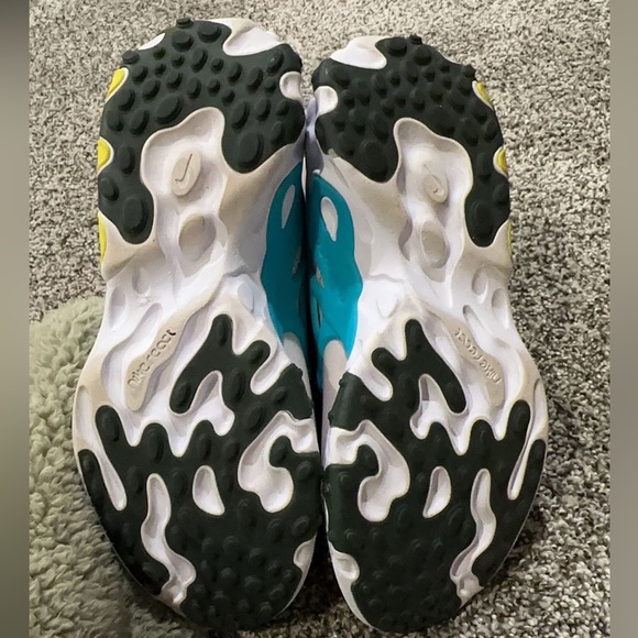 Nike Presto React - Picture 4 of 5